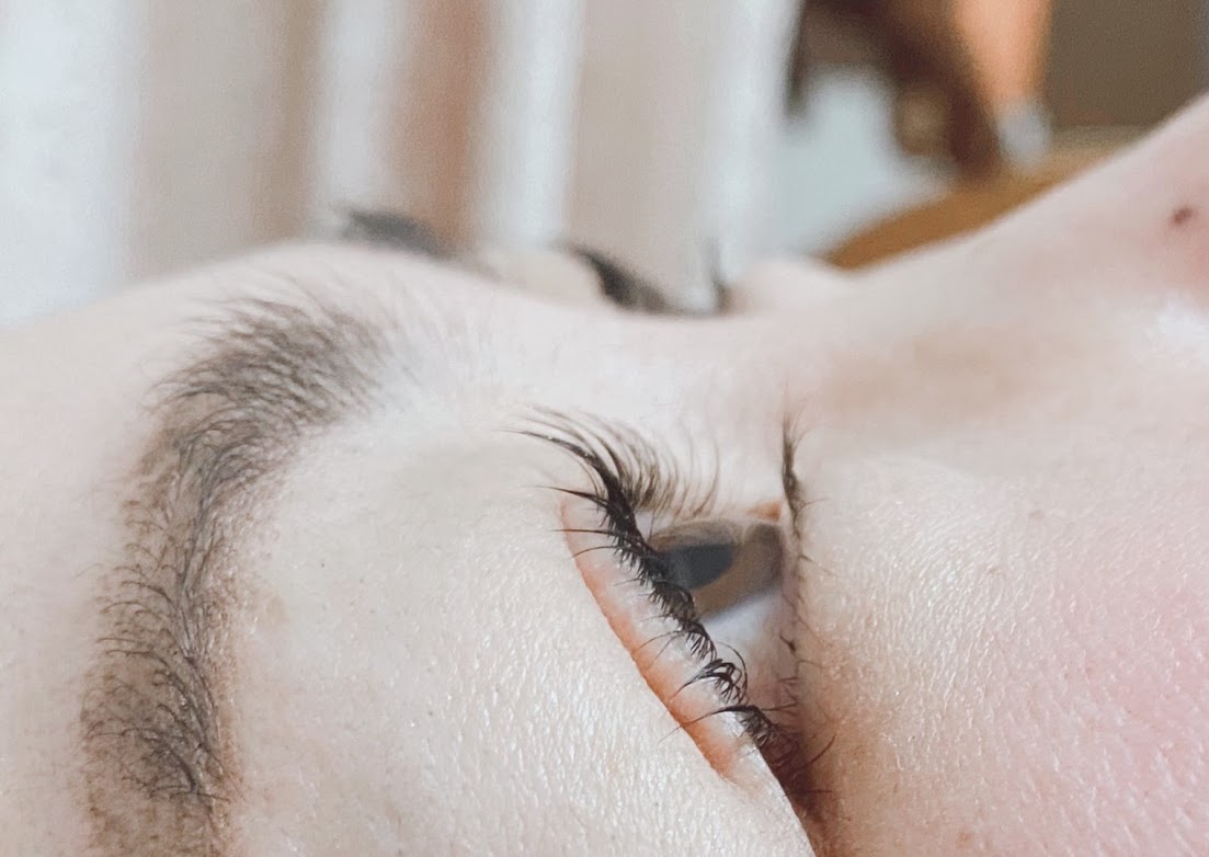 上まつ毛カール