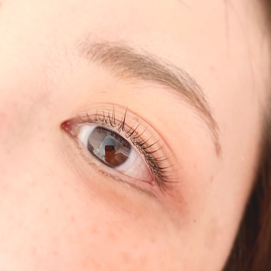 上まつ毛カール