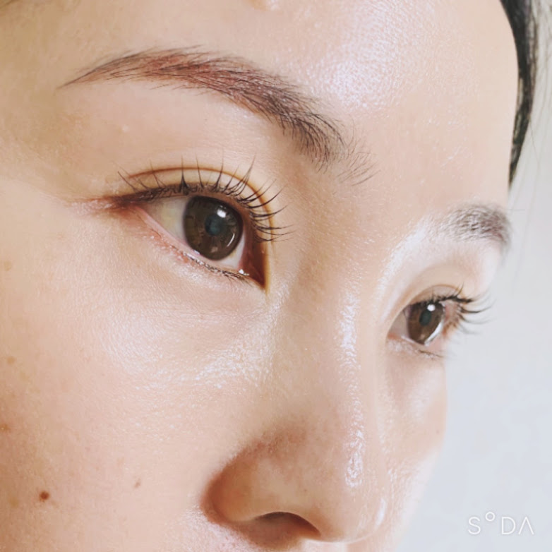 上まつ毛カール